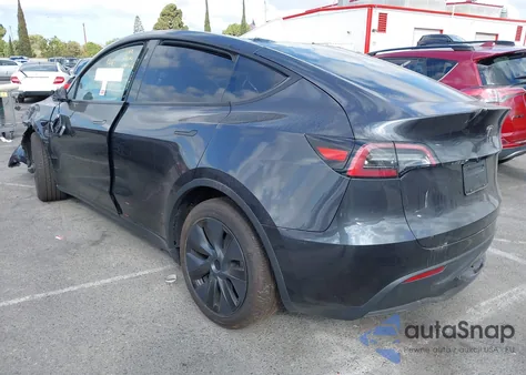 2024 Tesla Model Y Long Range Dual Motor All-Wheel Drive/Rwd from USA, damaged, VIN 7SAYGDED2RF115749